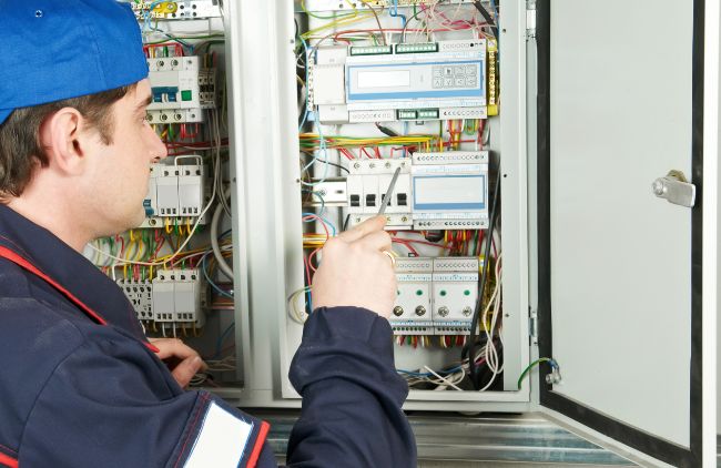 electricista Benalmadena evaluacion